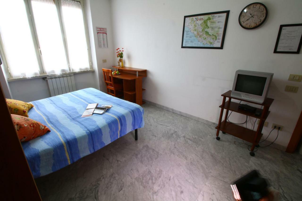 B&B Maria Grazia Rome Bagian luar foto